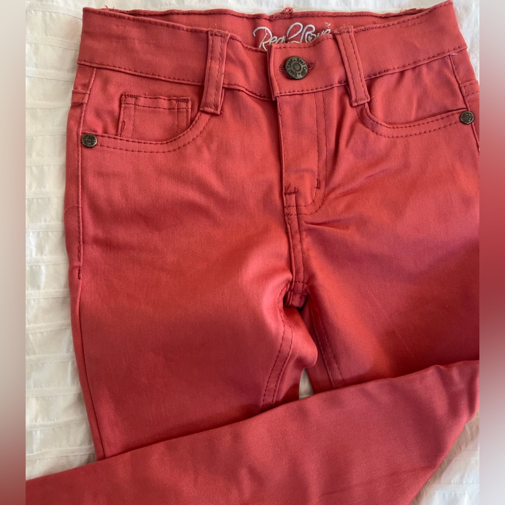 Size 5 girls dark pink jeans khakis soft new without tags strawberry color